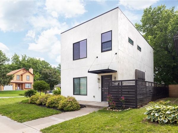 1301 E 41st Street, Kansas City, MO 64110