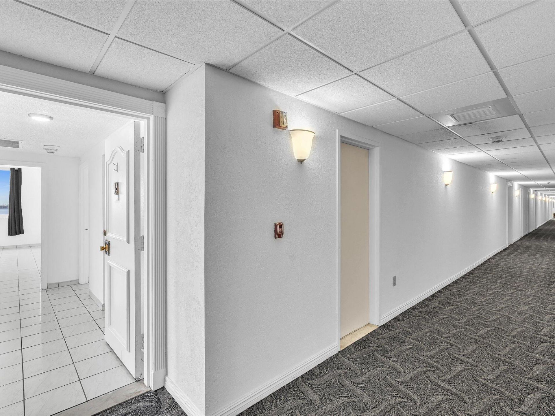 500 Bayview Drive, Unit 632, Sunny Isles Beach, FL 33160 Photo