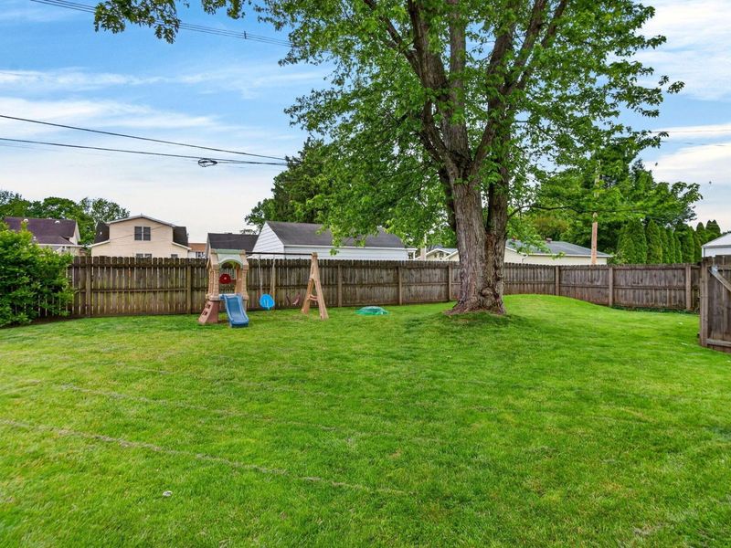 327 E Mound Street, Circleville, OH 43113 Photo 21