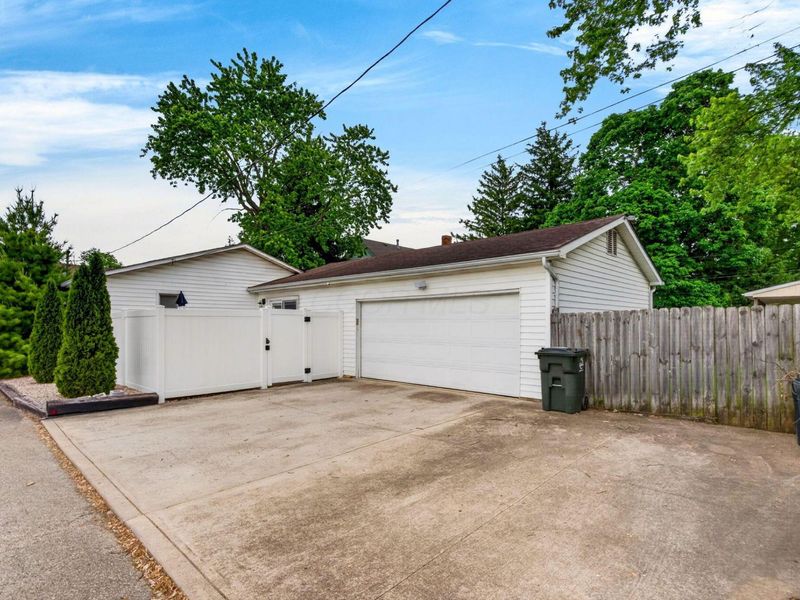 327 E Mound Street, Circleville, OH 43113 Photo 27