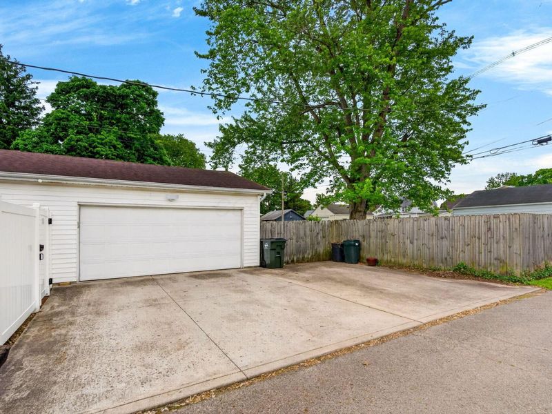 327 E Mound Street, Circleville, OH 43113 Photo 29