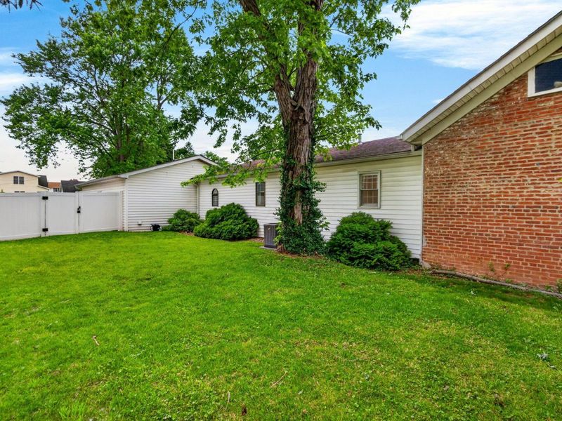 327 E Mound Street, Circleville, OH 43113 Photo 30