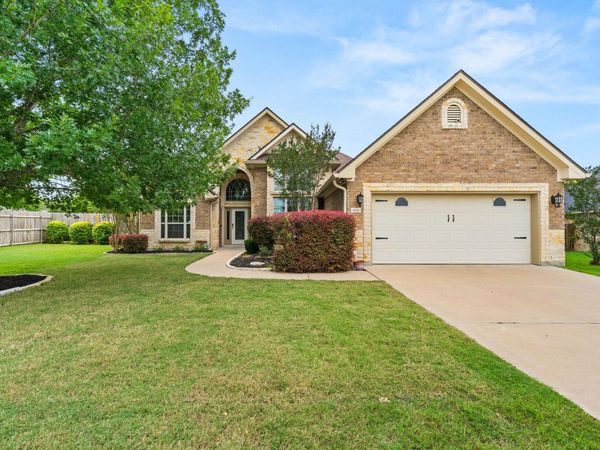806 Marshall DR, Belton, TX 76513