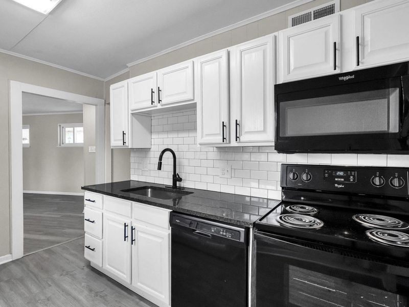 442 S Hampton Road, Columbus, OH 43213 Photo 15