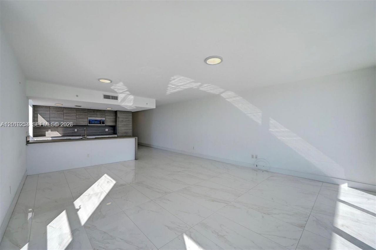 400 Sunny Isles Blvd , Unit 801, Sunny Isles Beach, FL 33160 Photo