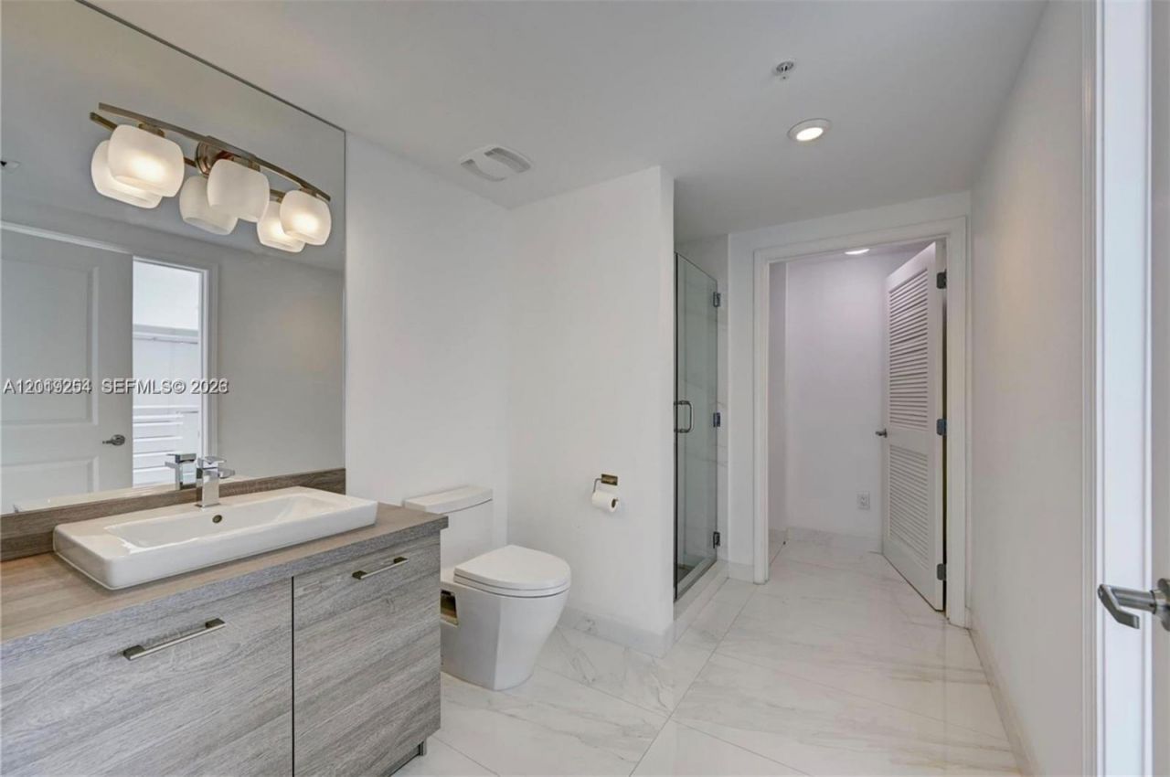 400 Sunny Isles Blvd , Unit 801, Sunny Isles Beach, FL 33160 Photo