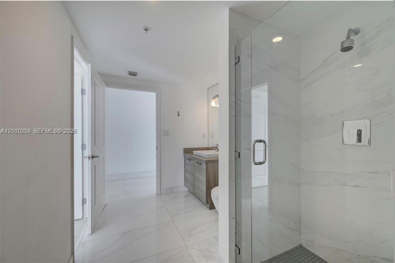 400 Sunny Isles Blvd , Unit 801, Sunny Isles Beach, FL 33160 Photo