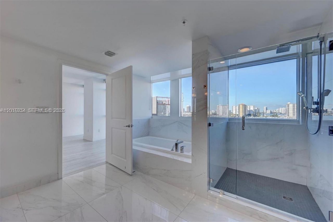 400 Sunny Isles Blvd , Unit 801, Sunny Isles Beach, FL 33160 Photo