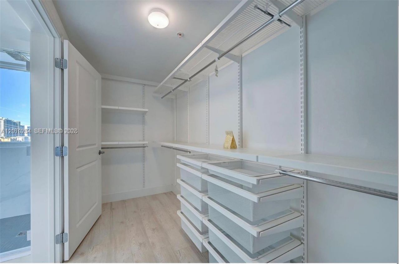 400 Sunny Isles Blvd , Unit 801, Sunny Isles Beach, FL 33160 Photo