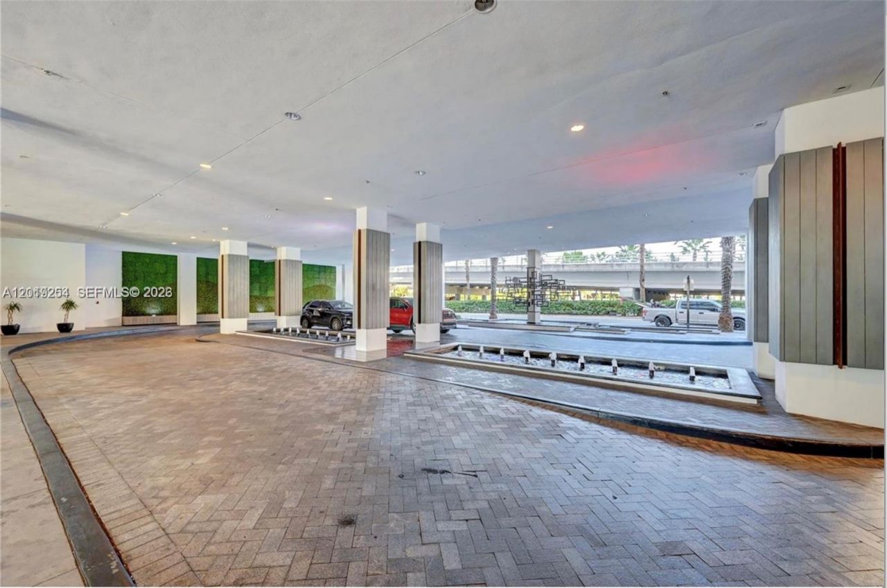 400 Sunny Isles Blvd , Unit 801, Sunny Isles Beach, FL 33160 Photo
