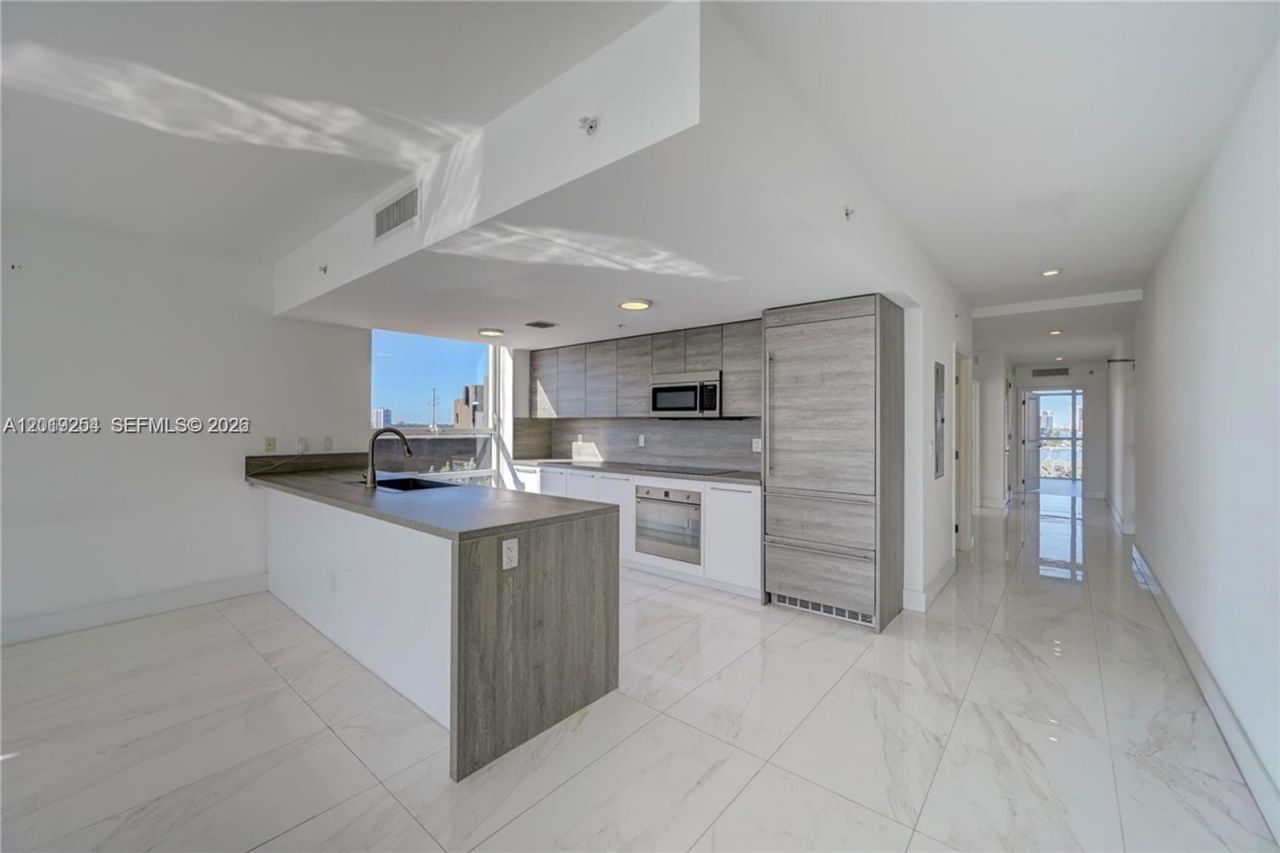 400 Sunny Isles Blvd , Unit 801, Sunny Isles Beach, FL 33160 Photo