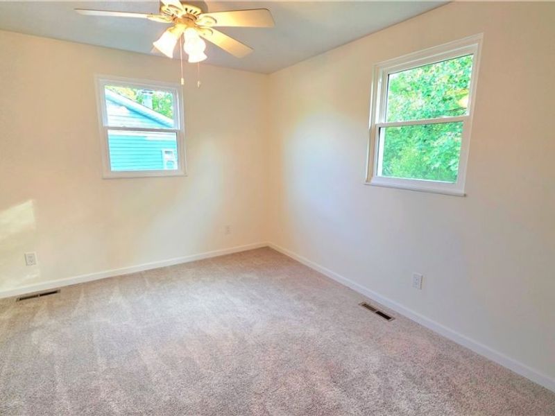 36 Suzanne Street, Little Hocking, OH 45742 Photo 13