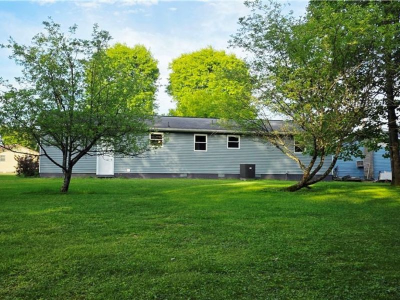 36 Suzanne Street, Little Hocking, OH 45742 Photo 23