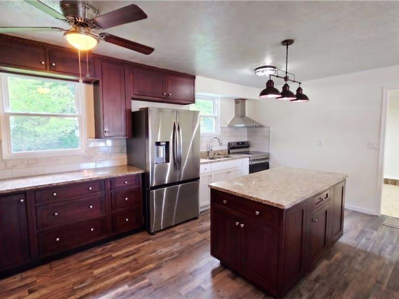 36 Suzanne Street, Little Hocking, OH 45742 Photo 3