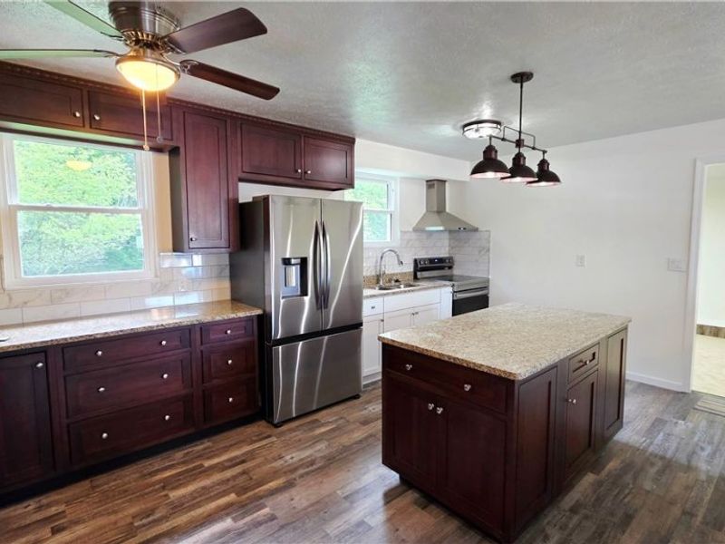 36 Suzanne Street, Little Hocking, OH 45742 Photo 4