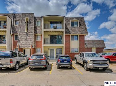 1210 S 120 Plaza, Unit 106, Omaha, NE 68144