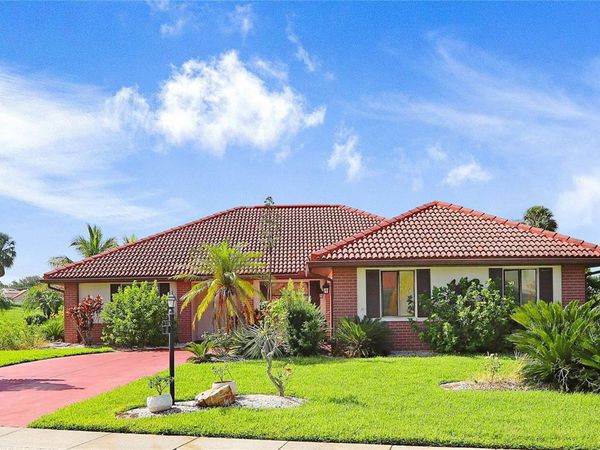 1826 WOLF LAUREL DRIVE , SUN CITY CENTER, FL 33573