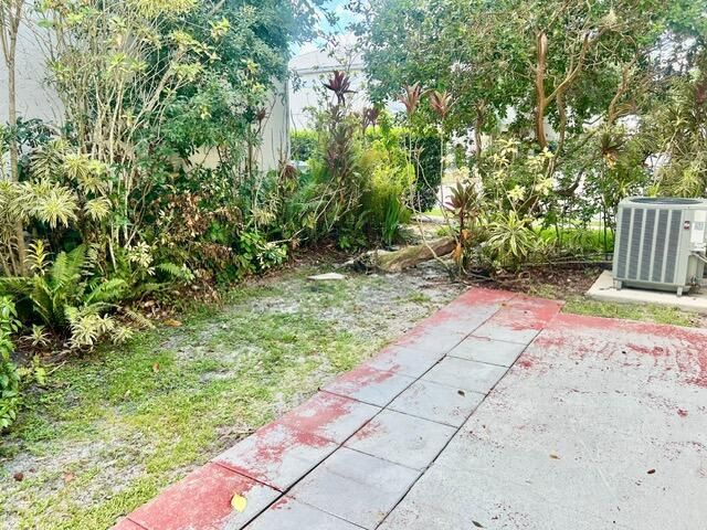 9576 NW 8th Circle, Plantation, FL 33324 Photo