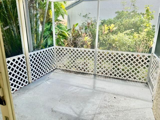 9576 NW 8th Circle, Plantation, FL 33324 Photo