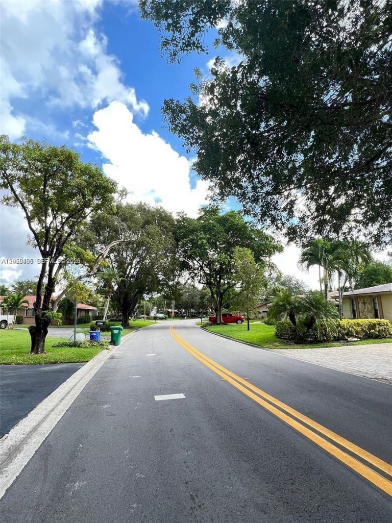 9939 NW 19th St , Coral Springs, FL 33071 Photo