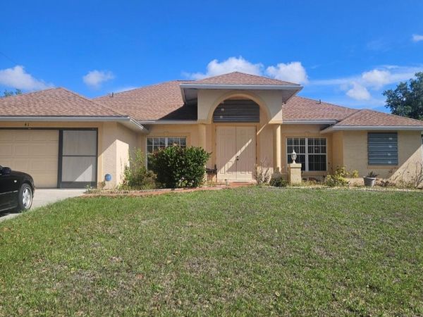 41 Pelton Circle, Port Charlotte, FL 33954