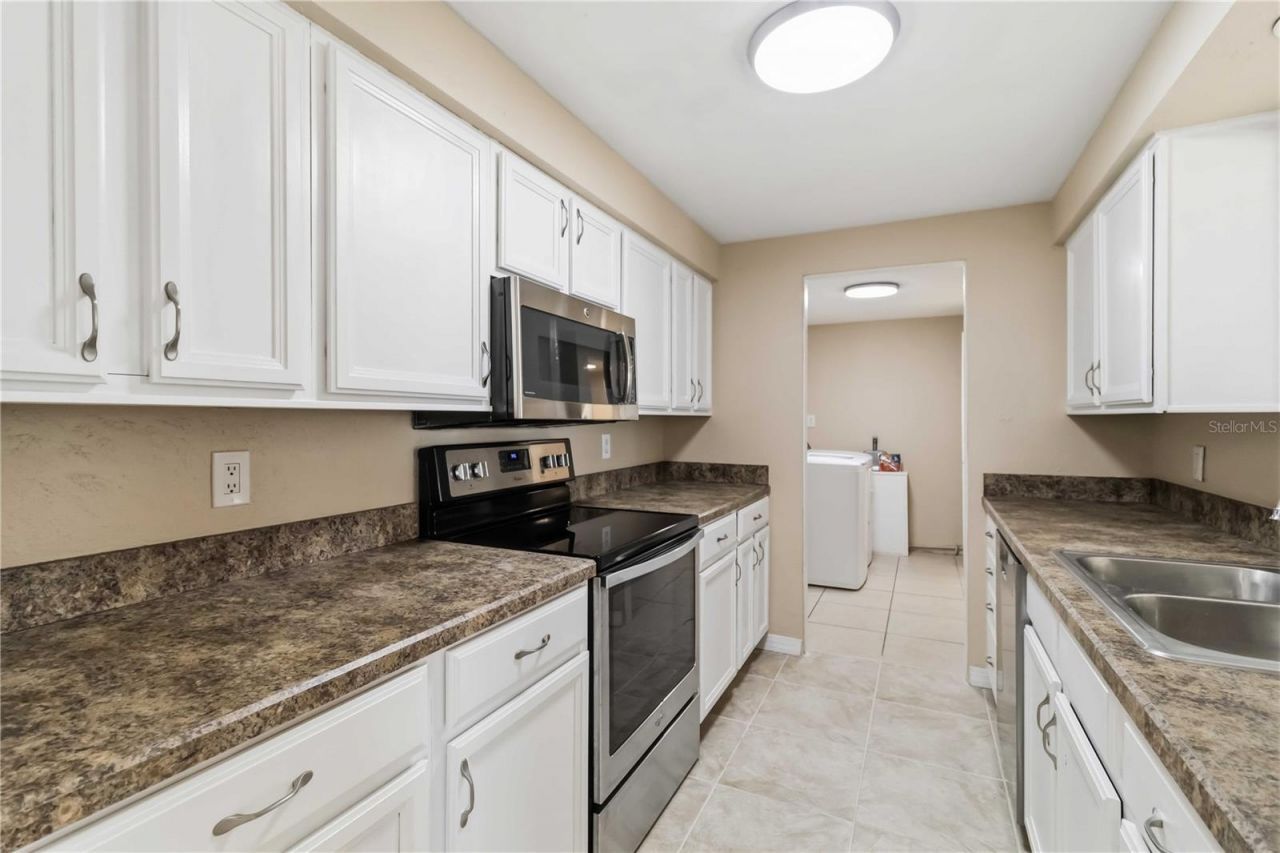 3170 Eden Mills Drive , Sarasota, FL 34237 Photo