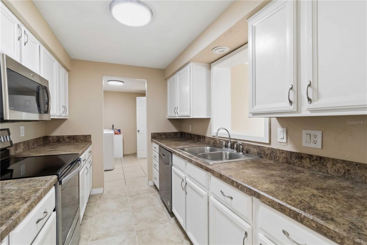 3170 Eden Mills Drive , Sarasota, FL 34237 Photo