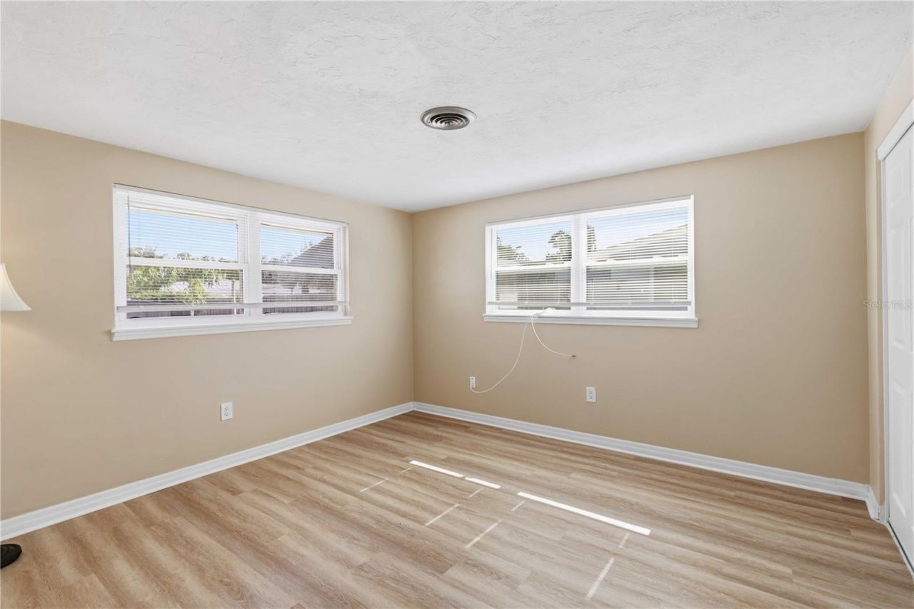 3170 Eden Mills Drive , Sarasota, FL 34237 Photo