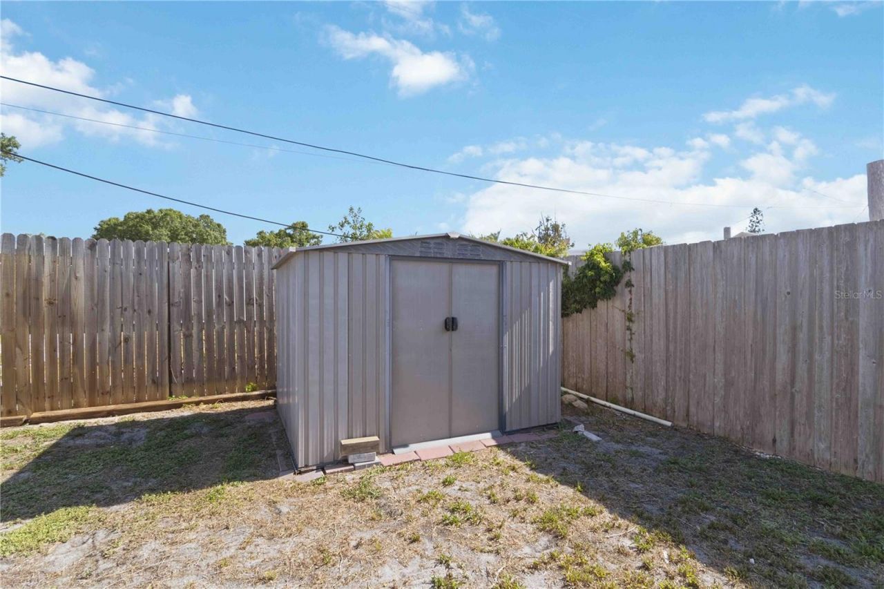 3170 Eden Mills Drive , Sarasota, FL 34237 Photo