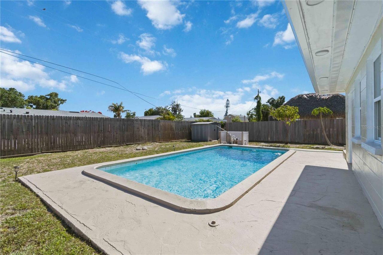 3170 Eden Mills Drive , Sarasota, FL 34237 Photo
