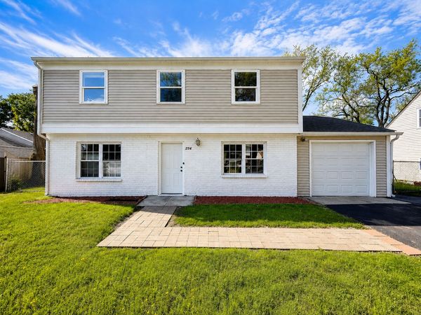 254 Thornhurst Road , Bolingbrook, IL 60440