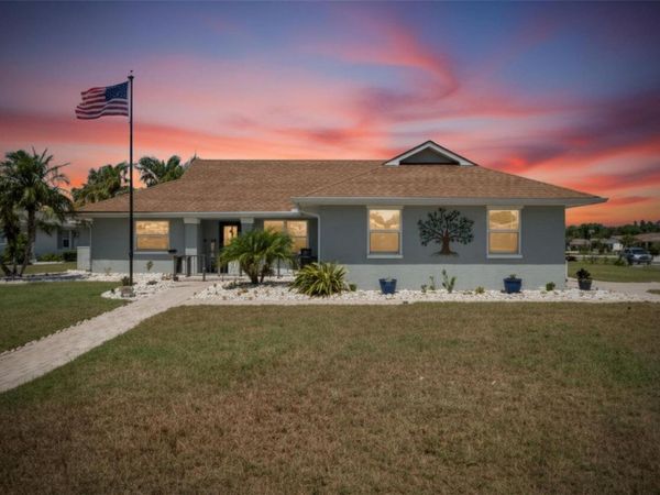 2002 E VIEW DRIVE , SUN CITY CENTER, FL 33573