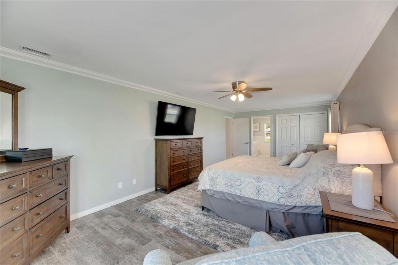 2002 E View Drive , Sun City Center, FL 33573 Photo