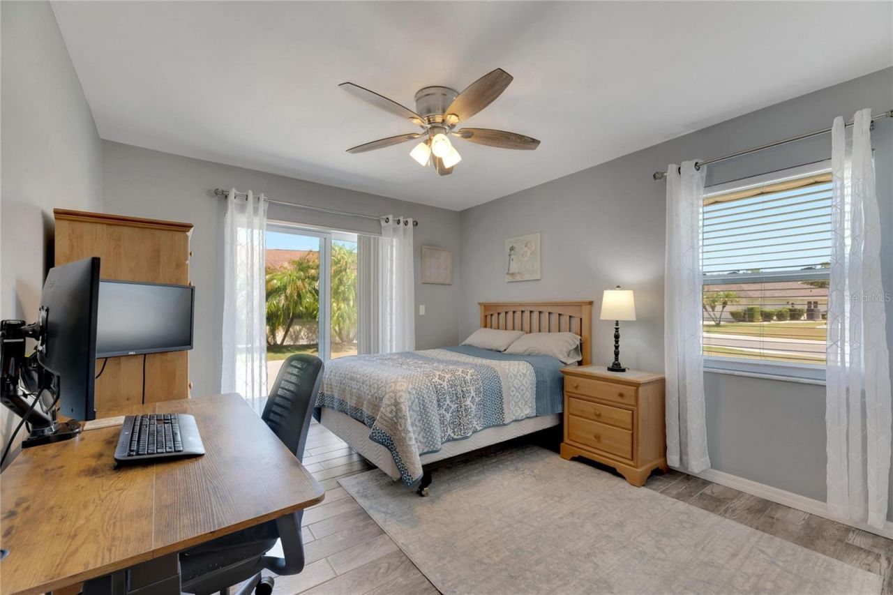 2002 E View Drive , Sun City Center, FL 33573 Photo