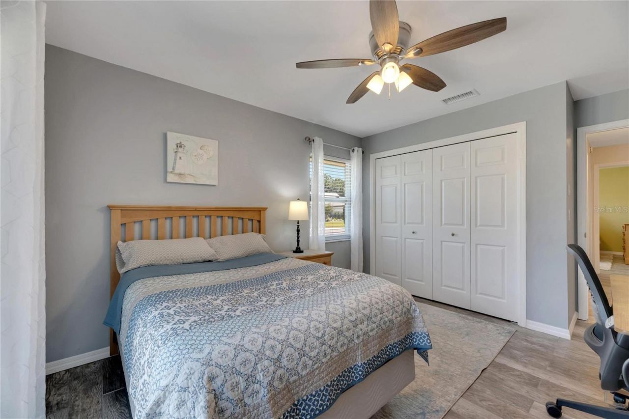 2002 E View Drive , Sun City Center, FL 33573 Photo