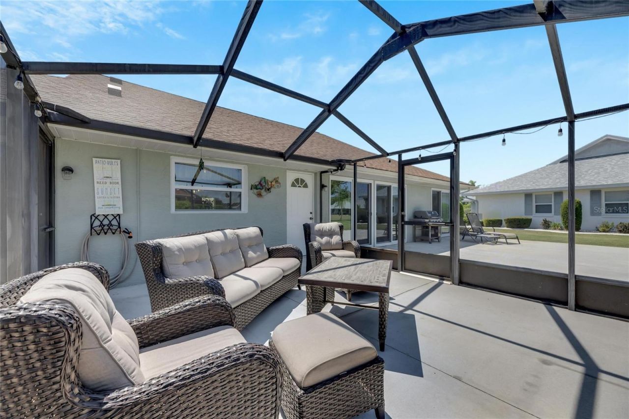 2002 E View Drive , Sun City Center, FL 33573 Photo