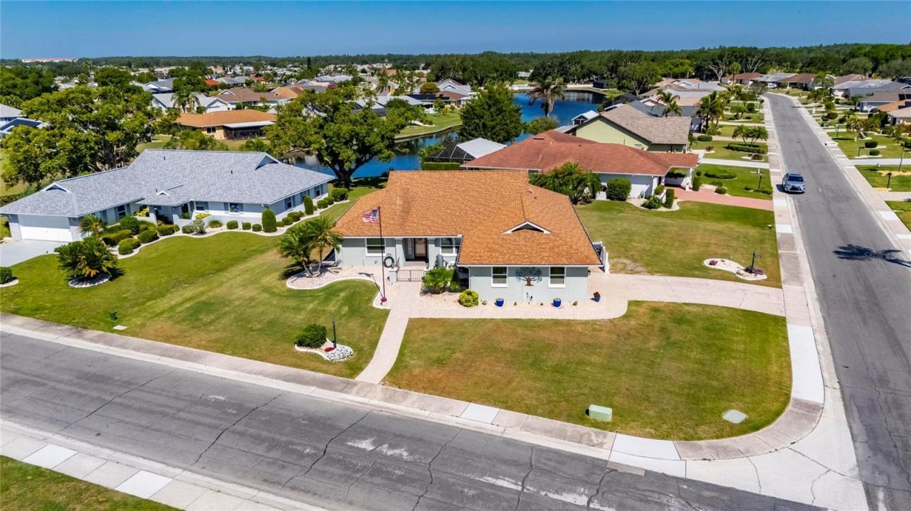 2002 E View Drive , Sun City Center, FL 33573 Photo