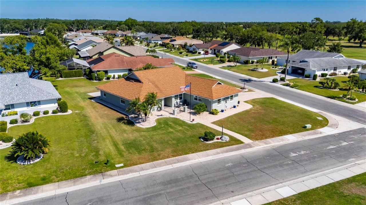 2002 E View Drive , Sun City Center, FL 33573 Photo