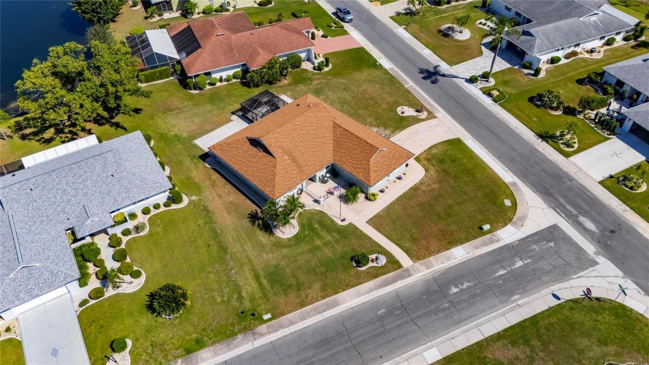 2002 E View Drive , Sun City Center, FL 33573 Photo