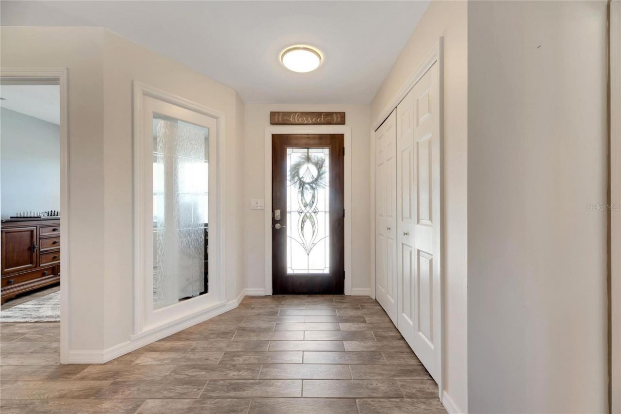 2002 E View Drive , Sun City Center, FL 33573 Photo
