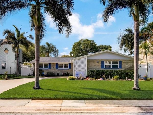 12352 83RD AVENUE , SEMINOLE, FL 33772