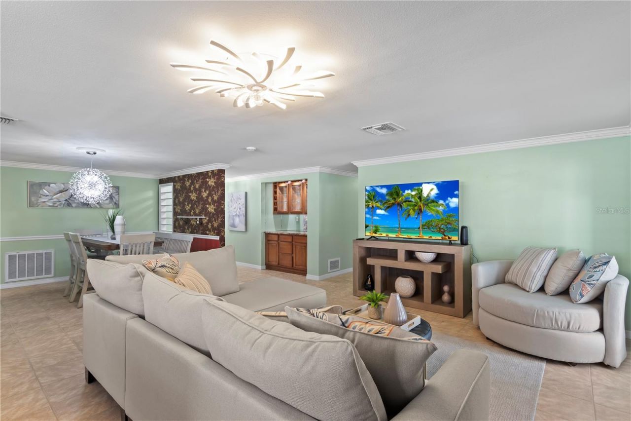 12352 83rd Avenue, Seminole, FL 33772 Photo