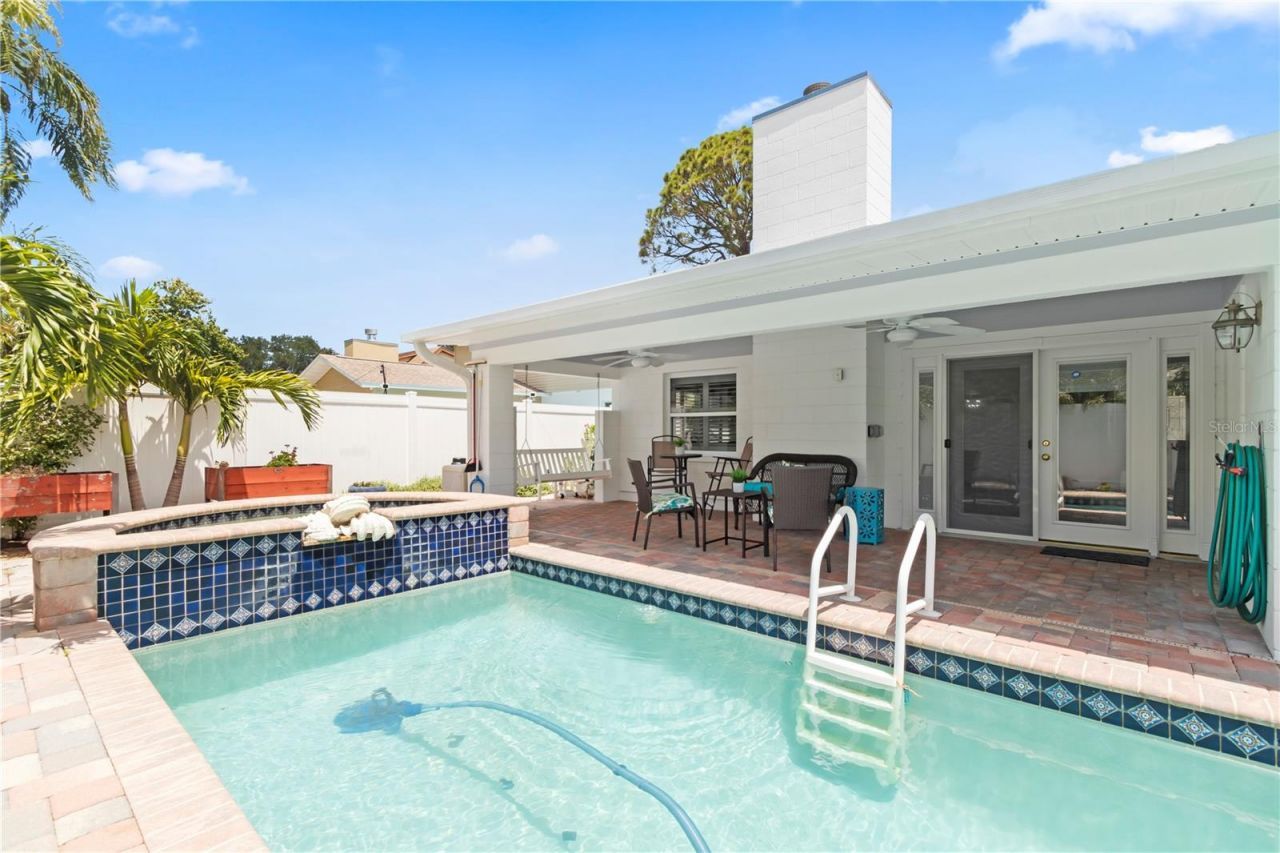 12352 83rd Avenue, Seminole, FL 33772 Photo