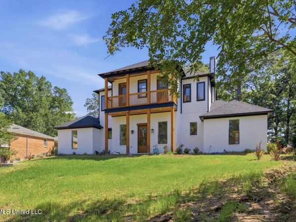 24 Avery Circle, Jackson, MS 39211