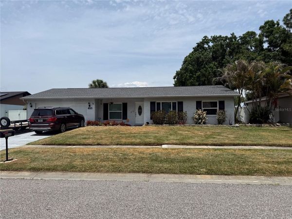 4313 HOLLOW HILL DRIVE , TAMPA, FL 33624