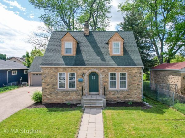 216 Wilcox Avenue , Elgin, IL 60123