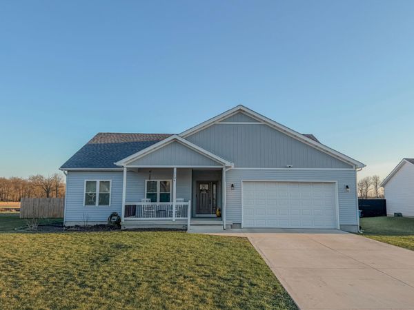 1104 Short Drive , Knox, IN 46534