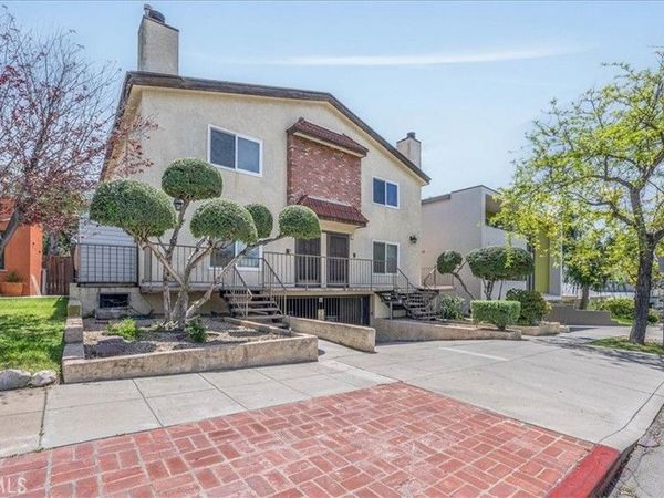 636 E Harvard Road, Unit C, Burbank, CA 91501