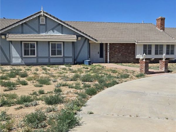 6789 6789 West Ave A, Rosamond, CA 93560