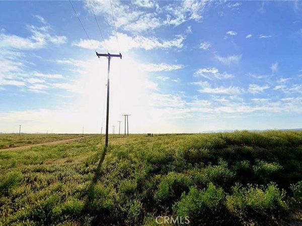 16900 W Avenue A-8, Fairmont, CA 93536